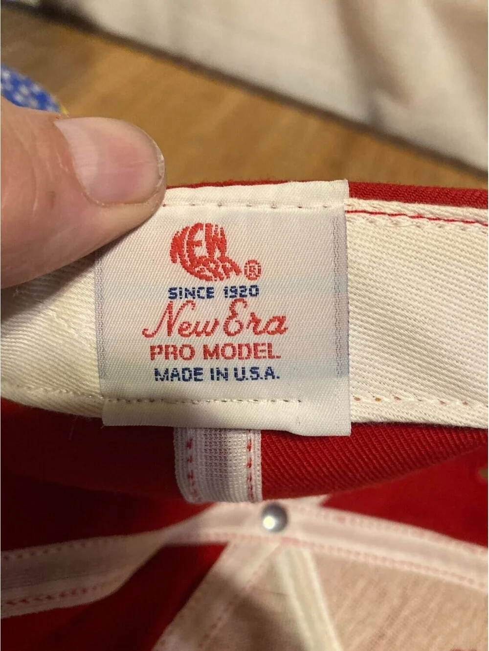New Era Denny's Fitted Baseball Hat USA Pro Model Mens 7 3/8 Red 1980s-1990s